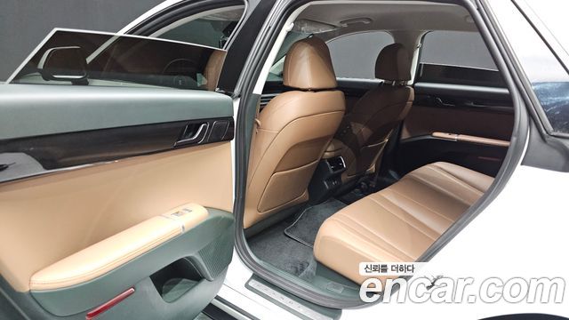 Hyundai Grandeur 2023 — photo 16