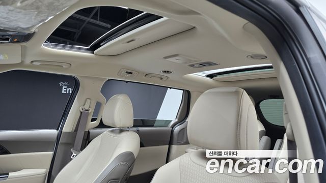 Kia Canival 2023 — photo 26