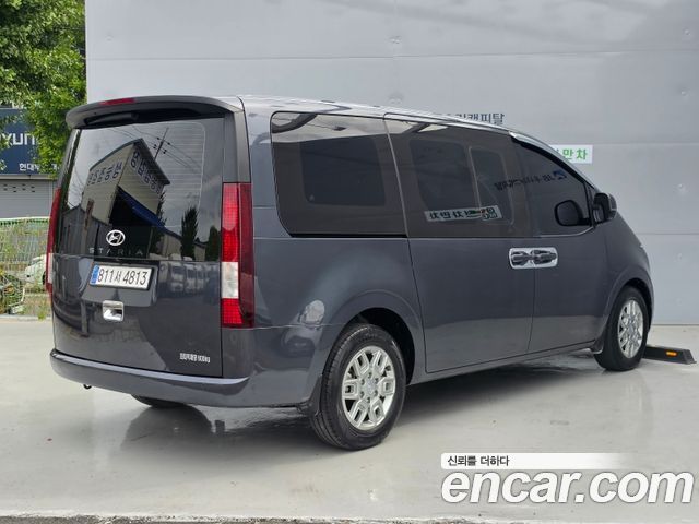 Hyundai Staria 2024 — photo 4
