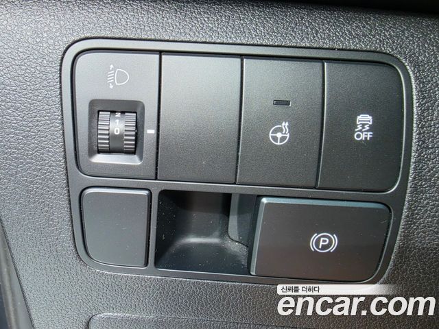 Hyundai Staria 2024 — photo 12