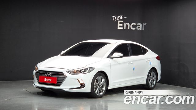 Hyundai AVANTE 2018 — photo 1