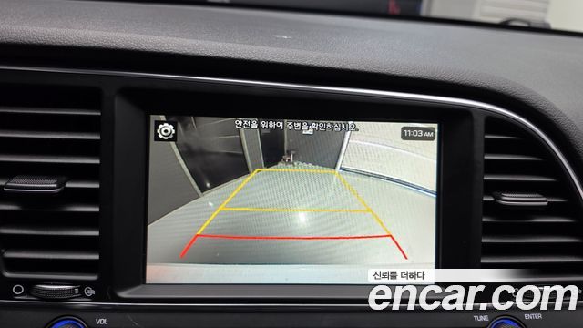 Hyundai AVANTE 2018 — photo 14