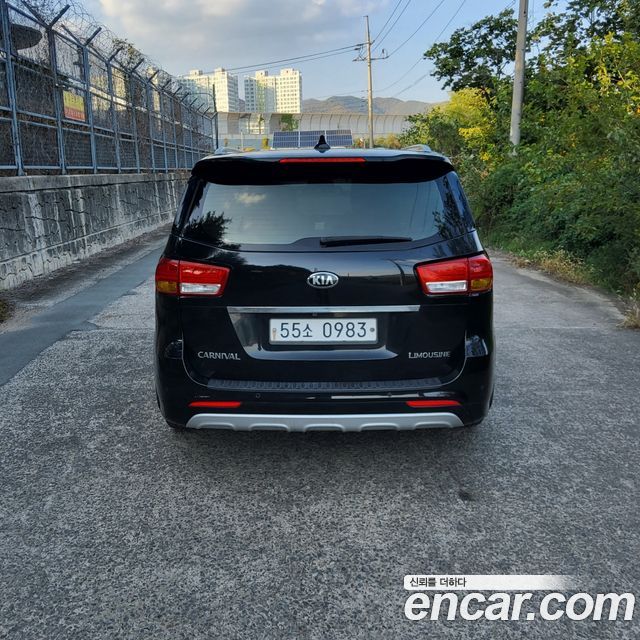 Kia Canival 2016 — photo 4