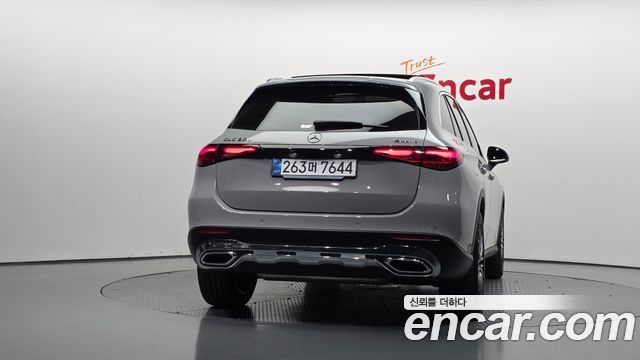 Mercedes-Benz GLC-Class 2026 — photo 4