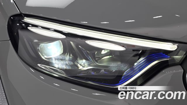 Mercedes-Benz GLC-Class 2026 — photo 8