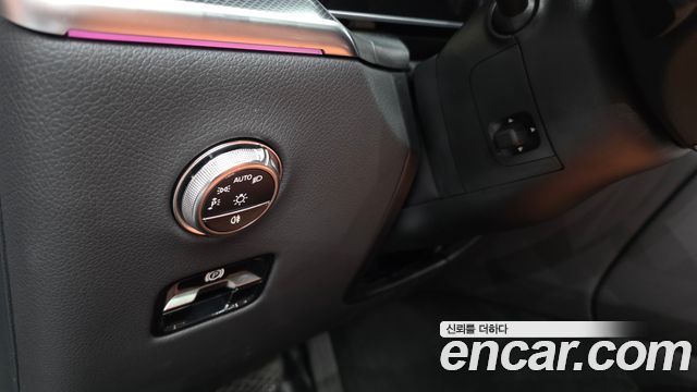 Mercedes-Benz GLC-Class 2026 — photo 27