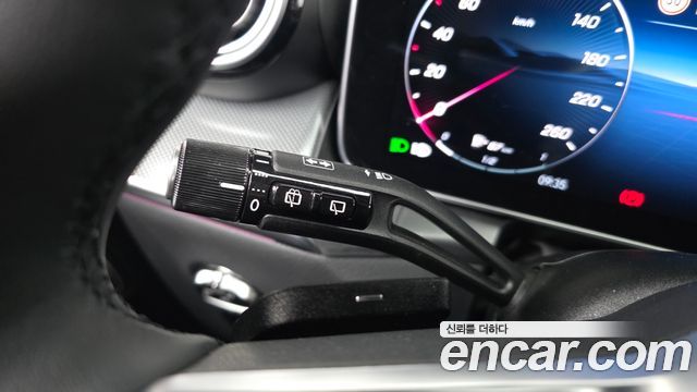 Mercedes-Benz GLC-Class 2026 — photo 32