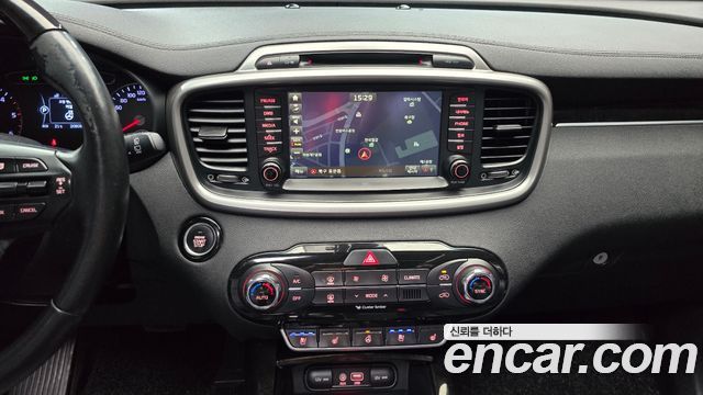 Kia Sorento 2015 — photo 14