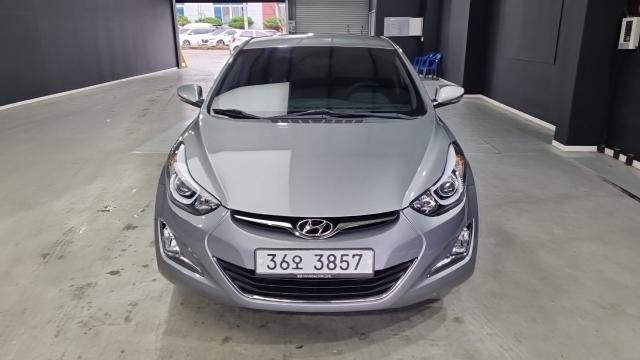 Hyundai AVANTE 2015 — photo 3
