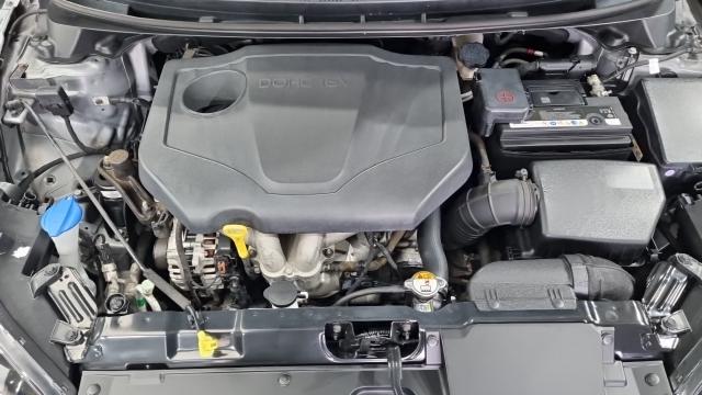 Hyundai AVANTE 2015 — photo 6