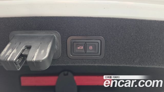 Audi A6 2016 — photo 32
