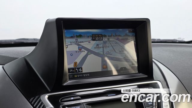 Hyundai AVANTE 2012 — photo 13