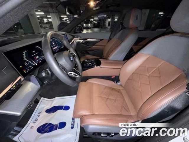 BMW 5-Series 2024 — photo 7
