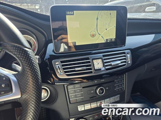 Mercedes-Benz CLS-Class 2017 — photo 10
