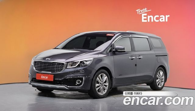 Kia Canival 2015 — photo 1