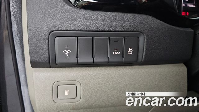 Kia Canival 2015 — photo 27
