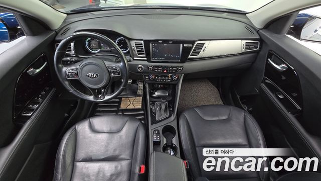Kia Niro 2018 — photo 7