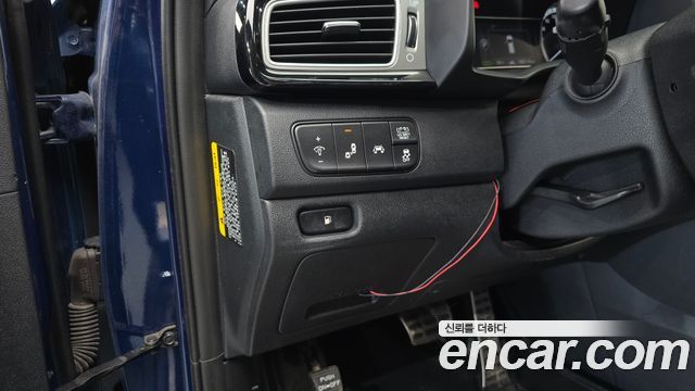 Kia Niro 2018 — photo 16