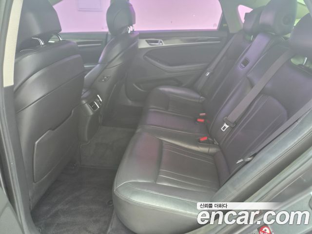 Genesis G80 2020 — photo 8