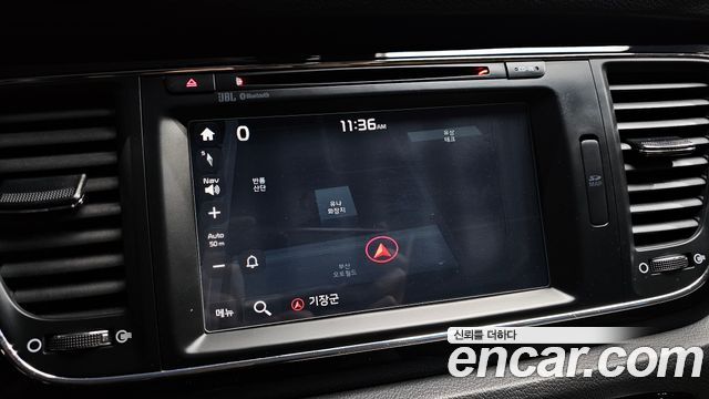 Kia Canival 2018 — photo 14
