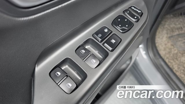 Hyundai Kona 2022 — photo 25
