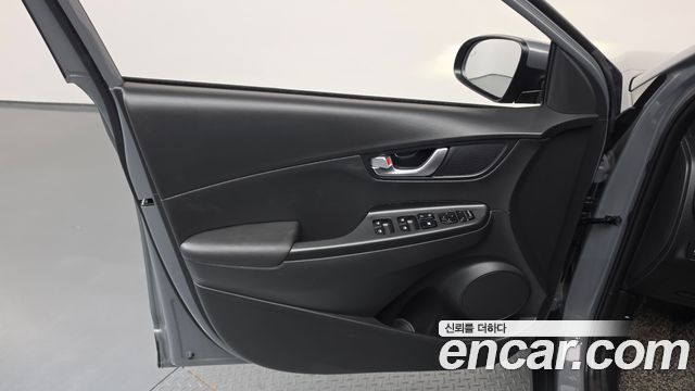 Hyundai Kona 2022 — photo 14