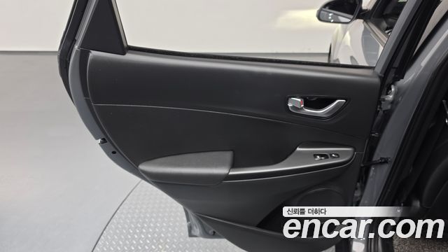 Hyundai Kona 2022 — photo 15