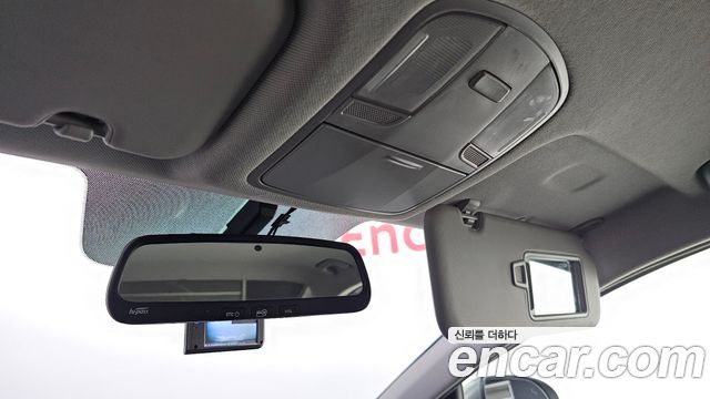 Hyundai AVANTE 2018 — photo 25