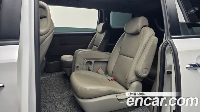 Kia Canival 2019 — photo 18