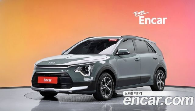 Kia Niro 2022 — photo 1