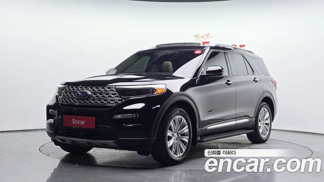 Ford Explorer 2022 — photo 1