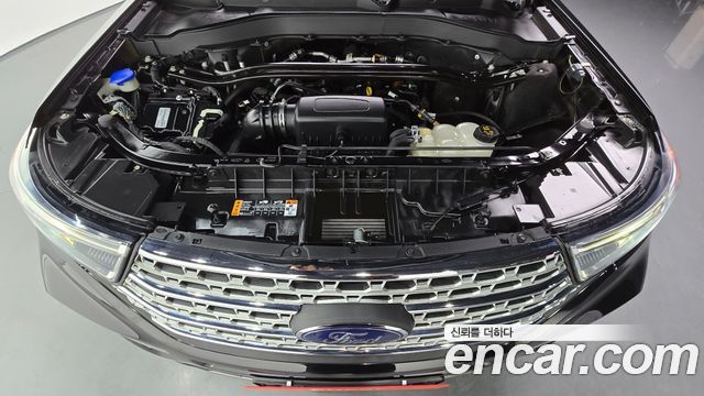 Ford Explorer 2022 — photo 6