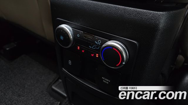 Ford Explorer 2022 — photo 18
