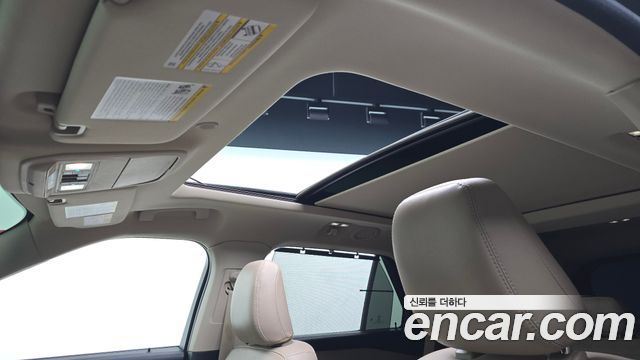 Ford Explorer 2022 — photo 19