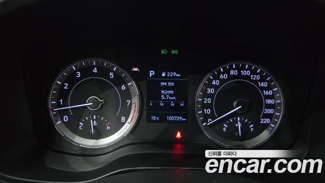 Hyundai Venue 2020 — photo 8