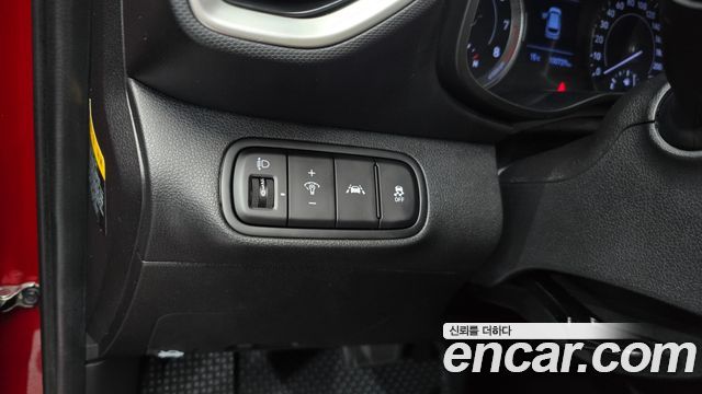 Hyundai Venue 2020 — photo 16