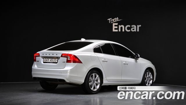 Volvo S60 2017 — photo 2