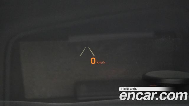 Genesis G80 2017 — photo 17