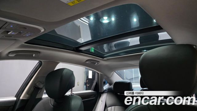 Genesis G80 2017 — photo 18