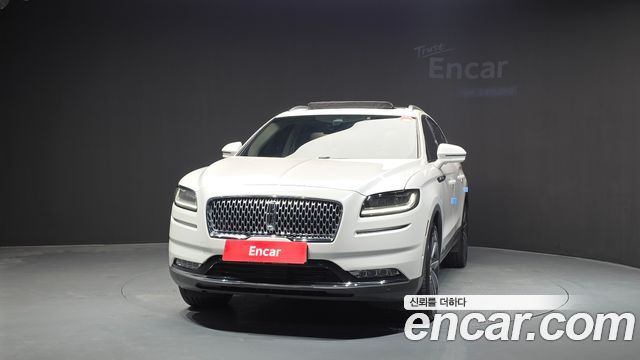 Lincoln Nautilus 2023 — photo 3