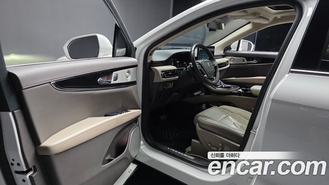 Lincoln Nautilus 2023 — photo 13