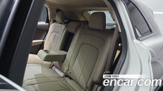 Lincoln Nautilus 2023 — photo 18