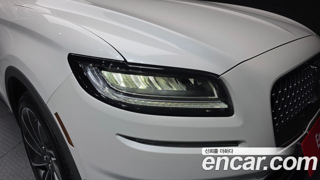 Lincoln Nautilus 2023 — photo 8
