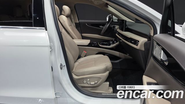 Lincoln Nautilus 2023 — photo 16