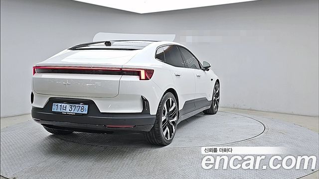 Polestar Polestar 4 2026 — photo 2
