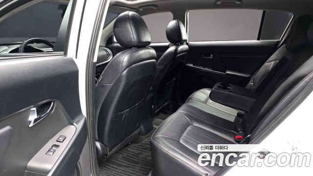 Kia Sportage 2013 — photo 11