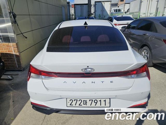 Hyundai AVANTE 2023 — photo 4