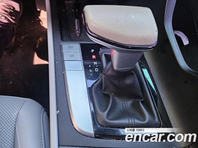 Hyundai AVANTE 2023 — photo 14