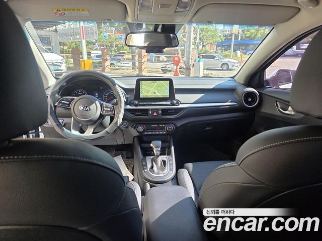 Kia K3 2019 — photo 11