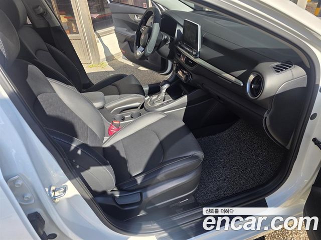Kia K3 2019 — photo 12